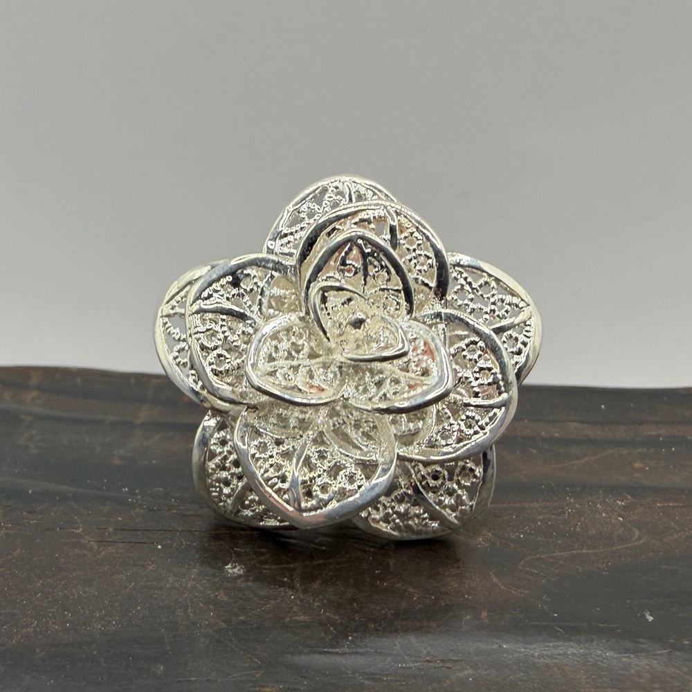 925 Sterling Silver Adjustable Floral Filigree Ring - Picture 12 of 16